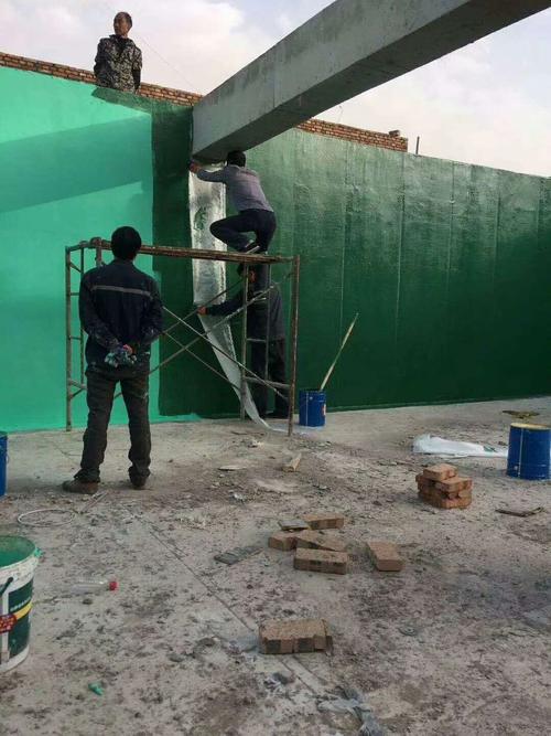 十堰针对老旧车间地面普遍存在的起砂、裂缝问题