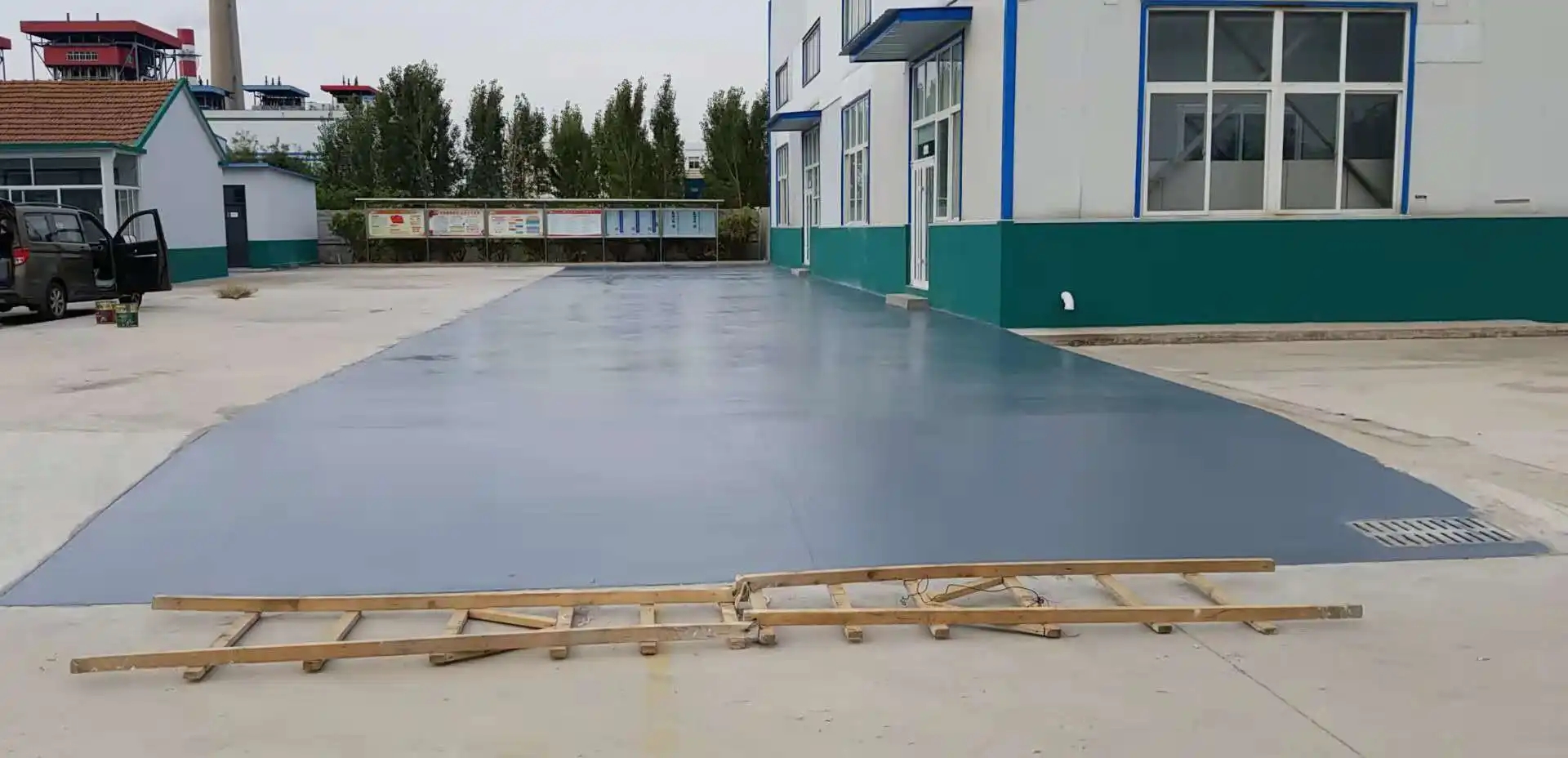 十堰车间厂房地坪漆修补翻新